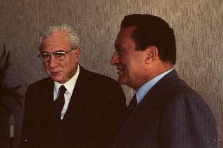 Il Presidente della Repubblica Francesco Cossiga durate il suo viaggio in Africa. Egitto (5-10 febbraio) 1989