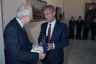 Visita del Presidente della Repubblica Francesco Cossiga alla città di Cairo Montenotte e Savona