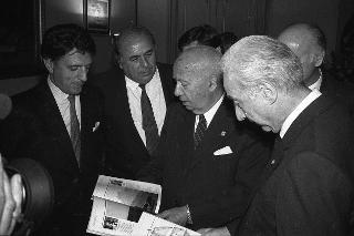 Visita del Presidente della Repubblica Francesco Cossiga alla città  di Genova