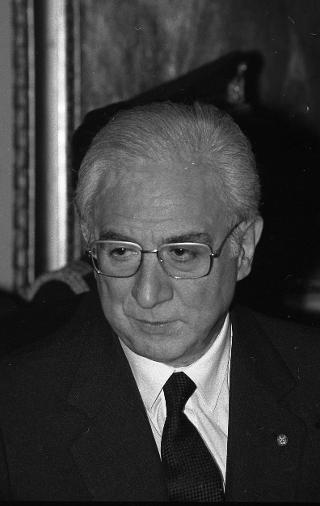 Visita del Presidente della Repubblica Francesco Cossiga alla città  di Genova