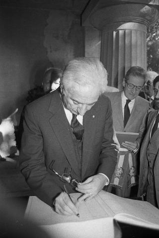 Visita del Presidente della Repubblica Francesco Cossiga alla città  di Genova