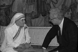 Incontro del Presidente della Repubblica Francesco Cossiga con Madre Teresa di Calcutta