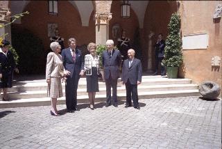 Incontro a Castelporziano e colazione privata del Presidente della Repubblica Francesco Cossiga  con il Presidente degli Stati Uniti d'America Donald Regan e la Signora Regan. In occasione del Vertice G7 tenutosi a Venezia nel 1987.
