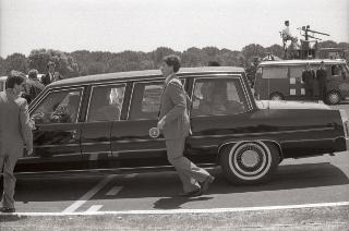 Incontro a Castelporziano e colazione privata del Presidente della Repubblica Francesco Cossiga  con il Presidente degli Stati Uniti d'America Donald Regan e la Signora Regan. In occasione del Vertice G7 tenutosi a Venezia nel 1987.