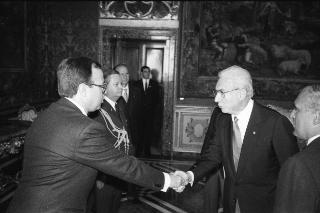 Sua Eccellenza Carlos Ruckauf, nuovo Ambasciatore della Repubblica Argentina: presentazione delle Lettere Credenziali.