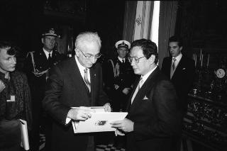 Sua Eccellenza Jose M. Zaldarriaga, nuovo Ambasciatore della Repubblica delle Filippine: presentazione delle Lettere Credenziali.