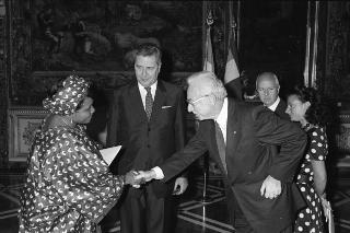 Sua Eccellenza Philippe Cuvillier, nuovo Ambasciatore della Repubblica Francese e Sua Eccellenza Ruth Adjua Sowe, nuova Ambasciatrice della Repubblica della Gambia per la presentazione delle Lettere Credenziali