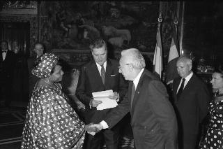 Sua Eccellenza Philippe Cuvillier, nuovo Ambasciatore della Repubblica Francese e Sua Eccellenza Ruth Adjua Sowe, nuova Ambasciatrice della Repubblica della Gambia per la presentazione delle Lettere Credenziali
