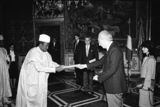Sua Eccellenza Niouma Sandouno, nuovo Ambasciatore della Repubblica di Guinea: presentazione delle Lettere Credenziali