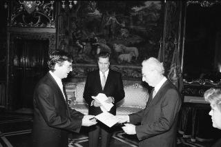 Sua Eccellenza Emilio Menendez Del Valle, nuovo Ambasciatore di Spagna: presentazione delle Lettere Credenziali.