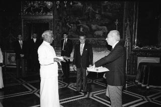 Sua Eccellenza Chandra Nawaratne De Zoysa, nuovo Ambasciatore della Repubblica Democratica Socialista di Sri Lanka: presentazione delle Lettere Credenziali.