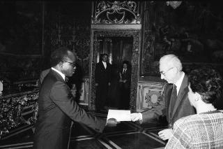 Sua Eccellenza Alassounouma Boumbera, nuovo Ambasciatore della Repubblica del Togo: presentazione delle Lettere Credenziali.