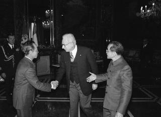 Sua Eccellenza Nguyen Viet, nuovo Ambasciatore della Repubblica Socialista del Viet Nam: presentazione delle Lettere Credenziali.