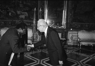 Sua Eccellenza Mananga Dintoka Pholo, nuovo Ambasciatore della Repubblica dello Zaire: presentazione delle Lettere Credenziali.
