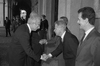 Intervento del Presidente della Repubblica Francesco Cossiga a Palazzo Montecitorio per la celebrazione del 40^ Anniversario di fondazione della Repubblica