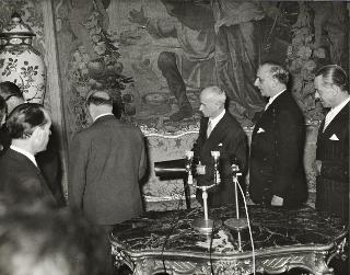 Il Presidente della Repubblica Luigi Einaudi in occasione dell'accordo per Trieste