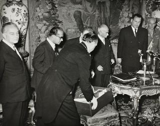 Il Presidente della Repubblica Luigi Einaudi in occasione dell'accordo per Trieste