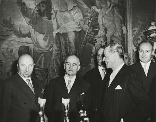 Il Presidente della Repubblica Luigi Einaudi alla Comunicazione del Governo della ricongiunzione  di Trieste all'Italia
