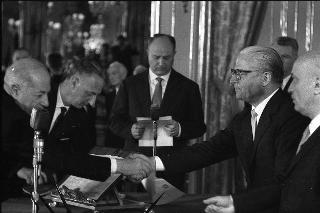 Il Presidente della Repubblica Giovanni Gronchi alla cerimonia di giuramento dei ministri per il  II Governo Fanfani
