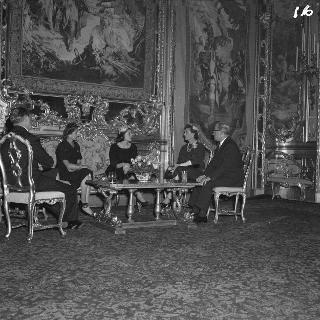 Colazione offerta dal Presidente della Repubblica Giovanni Gronchi a Sua Maestà l'Imperatrice Soraya Pahlevi