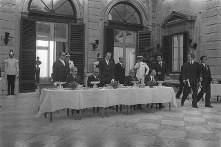Ricevimento offerto dal Presidente della Repubblica e dalla Signora Leone al Corpo Diplomatico in occasione dell'anniversario della Fondazione della Repubblica