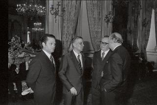Il Presidente della Repubblica Giovanni Leone durante la Cerimonia del giuramento del nuovo Giudice della Corte costituzionale, Prof. Antonino De Stefano