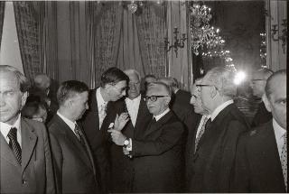 Il Presidente della Repubblica Giovanni Leone durante la Cerimonia del giuramento del nuovo Giudice della Corte costituzionale, Prof. Antonino De Stefano