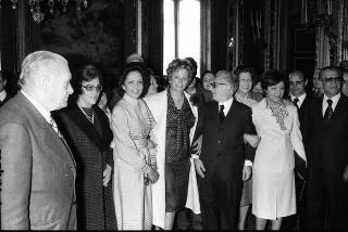 Il Presidente della Repubblica Giovanni Leone e la Signora Vittoria Leone ricevono in udienza una rappresentanza del Rotary Club di Caserta