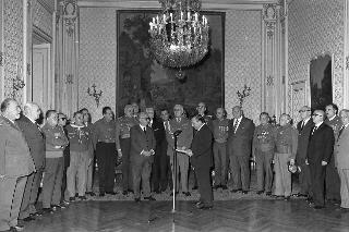 Il Presidente della Repubblica Giovanni Leone incontra l'on. Pasquale Bandiera Presidente dell'Associazione Nazionale Veterani e Reduci Garibaldini