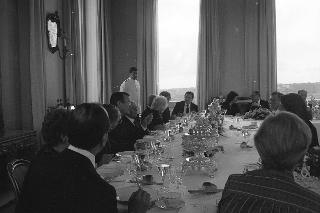 Colloquio e successiva colazione offerta dal Presidente della Repubblica Sandro Pertini in onore del Vice Presidente degli Stati Uniti d'America e della Signora Bush