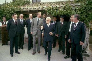 Il Presidente della Repubblica Sandro Pertini durante la visita in Spagna, in occasione del conferimento della Laurea honoris causa in Giurisprudenza da parte dell'Università Complutense di Madrid (28-29 gennaio 1985)