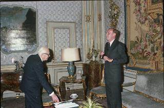 Il Presidente della Repubblica Sandro Pertini riceve la visita di congedo dell'ambasciatore Marcello Guidi