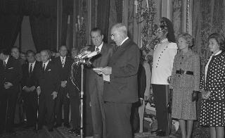 Il Presidente della Repubblica Giuseppe Saragat riceve al Quirinale il  Presidente degli Stati Uniti d'America Richard Nixon in visita di Stato in Italia