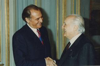 Il Presidente della Repubblica Oscar Luigi Scalfaro riceve Renzo Arbore