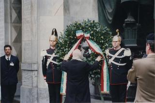 Visita in forma ufficiale alle cerimonie conclusive delle celebrazioni per il 50° anniversario della Resistenza e della Guerra di Liberazione, Milano, 25 aprile 1995