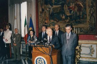 Le dichiarazioni del Presidente della Repubblica Oscar Luigi Scalfaro dopo gli attentati di Roma e Milano del 1993
