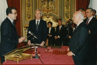 Il giuramento I governo Prodi. 18 maggio 1996