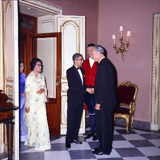 Pranzo in forma privata del Presidente della Repubblica Antonio Segni in onore del Re del Nepal Mahendra Bir Bikram Shah Dev e della regina Ratna Rajya Laxmi