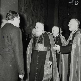 Il Presidente della Repubblica Antonio Segni riceve in udienza i Padri Conciliari partecipanti al Concilio Ecumenico Vaticano II