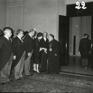 Il Presidente della Repubblica Antonio Segni riceve in udienza i Padri Conciliari partecipanti al Concilio Ecumenico Vaticano II