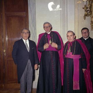 Il Presidente della Repubblica Antonio Segni riceve in udienza i Padri Conciliari partecipanti al Concilio Ecumenico Vaticano II